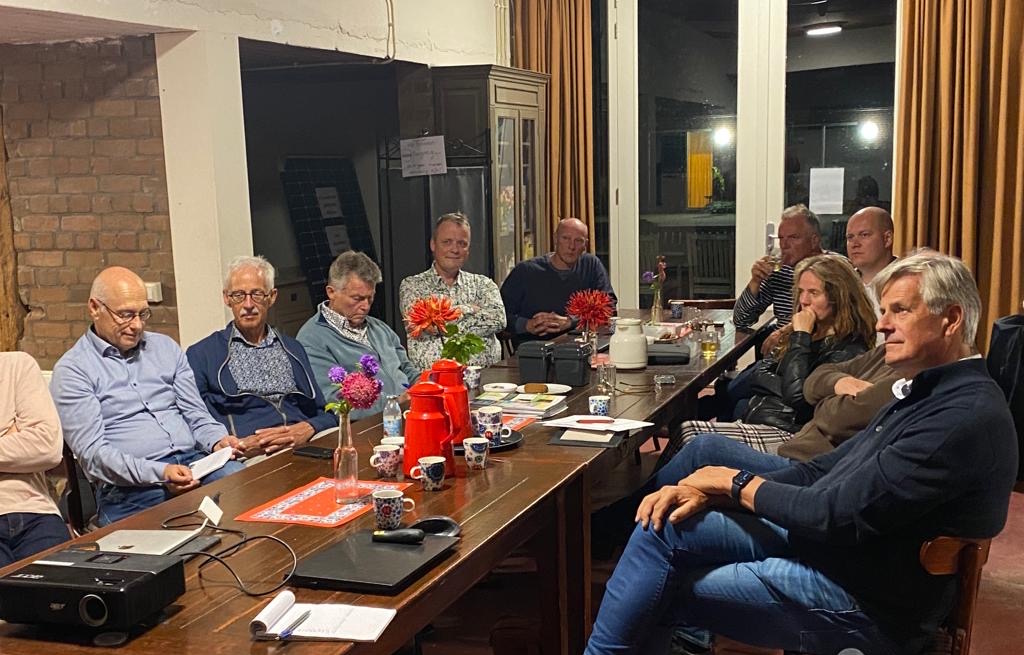 Een bijeenkomst van Energiecoöperatie ECL